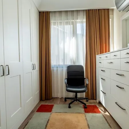 Spacious Apartment, 1-min To Taksim Square Appartement *