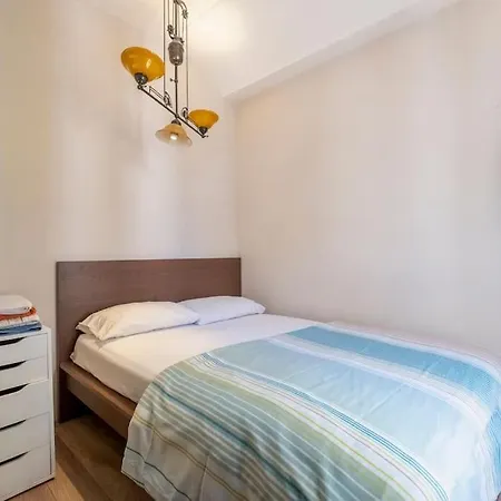 Spacious Apartment, 1-min To Taksim Square Διαμέρισμα Κωνσταντινούπολη