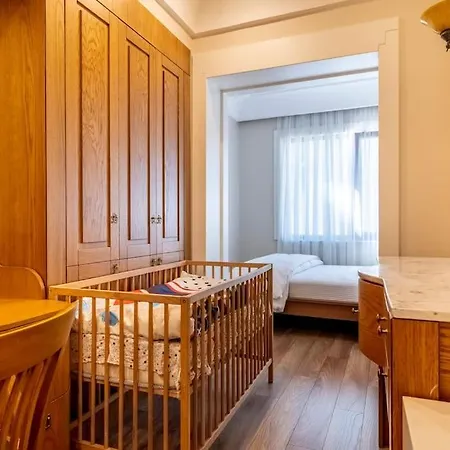 Spacious Apartment, 1-min To Taksim Square Κωνσταντινούπολη